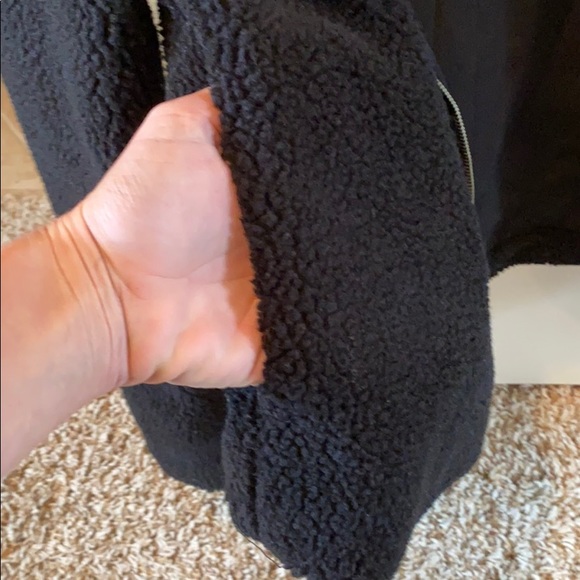 Two Arrows Zip up Jacket - Picture 7 of 7